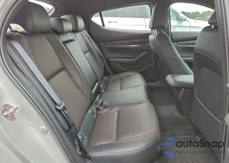 2026 Mazda 3 Premium z USA, uszkodzony, nr VIN JM1BPAML4T1850131